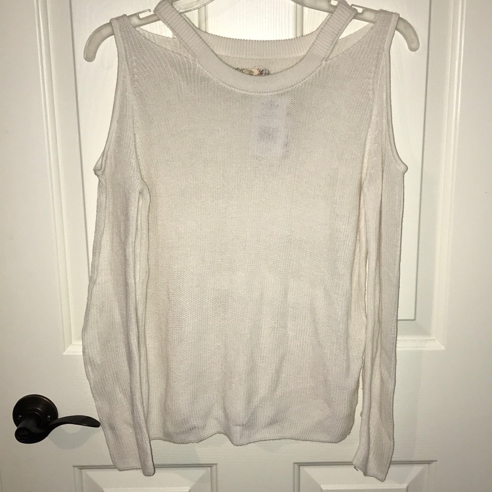 Cute cream sweater with shoulder cut outs